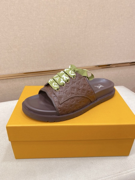 Men's Louis Vuitton Shoes-823